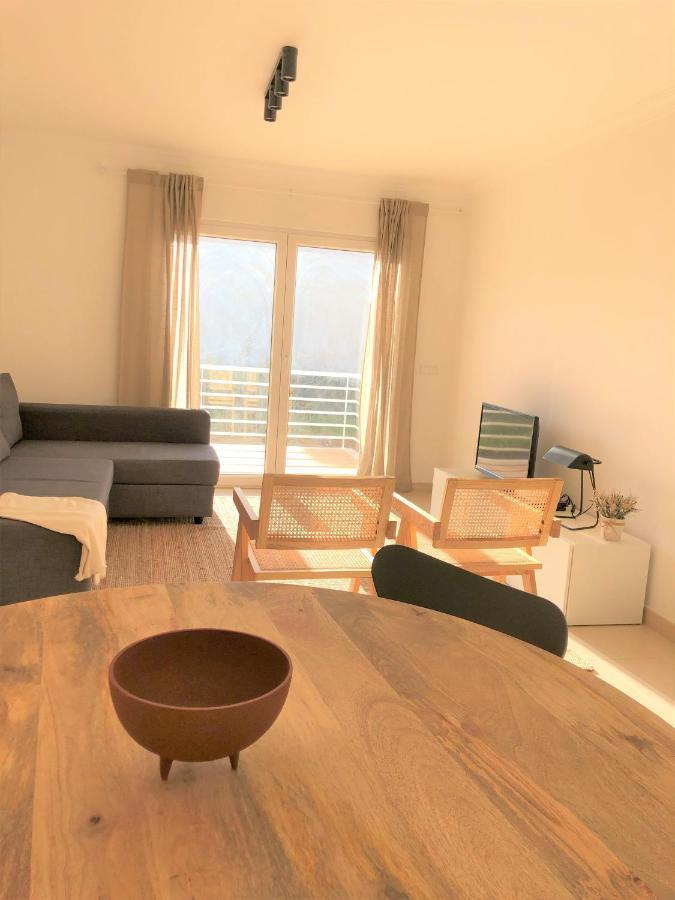 Sea Avenue House - Center Baleal - Surfboard Included Apartment Ferrel  Exterior photo